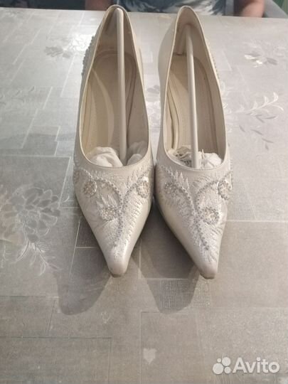 Свабедные туфли