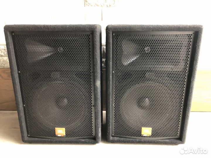 Колонки концертные JBL серии JRX 100