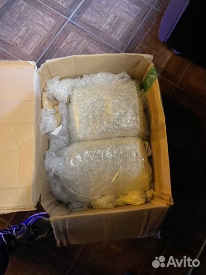 Акустические колонки jbl