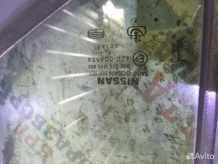 Ниссан Навара Форточка задних дверей Лев