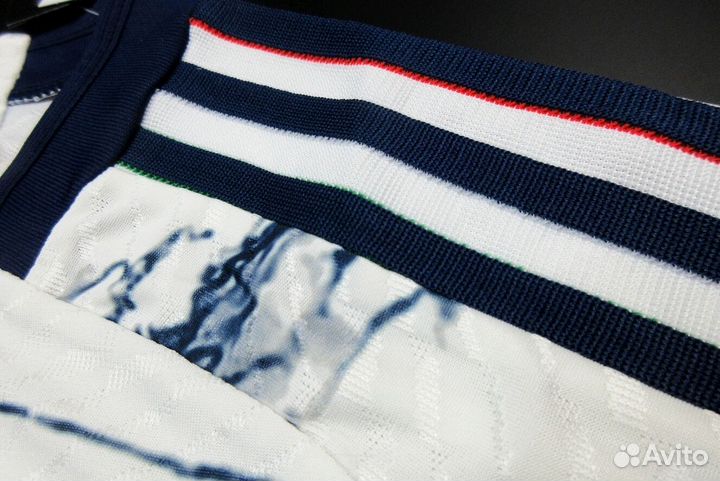 Форма гостевая Сборная Италии