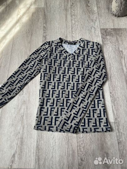 Одежда женская