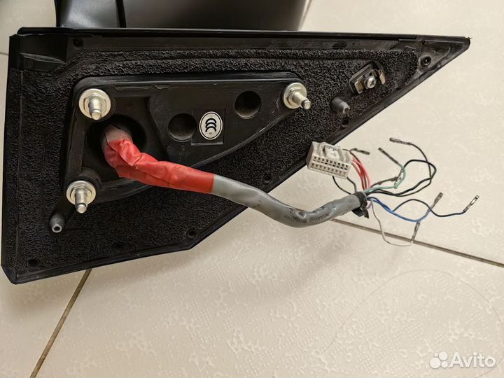 Зеркало левое Toyota land cruiser 200