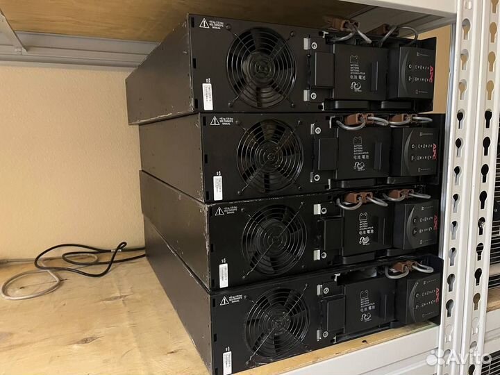 Ибп APC SMART UPS 5000 (surtd5000XLI)