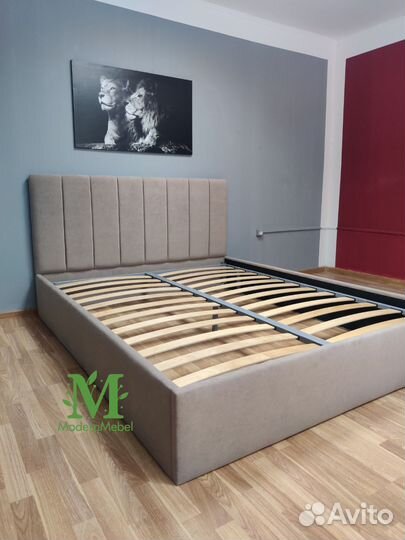 Кровать двухспальная