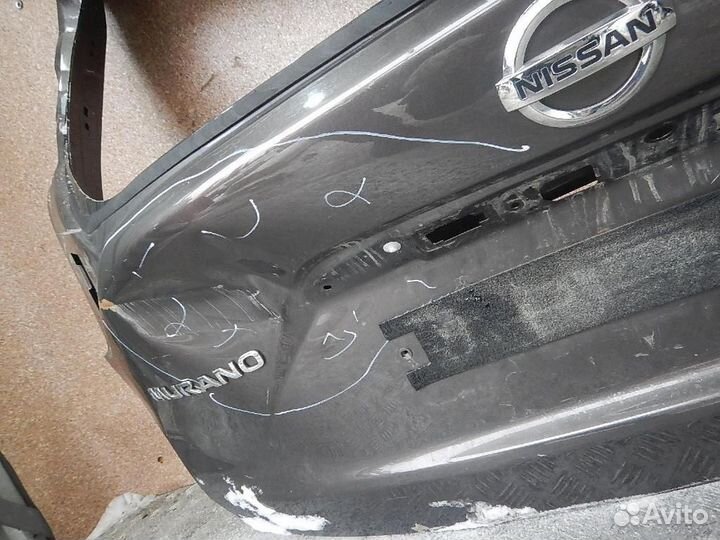 Дверь багажника Nissan Murano