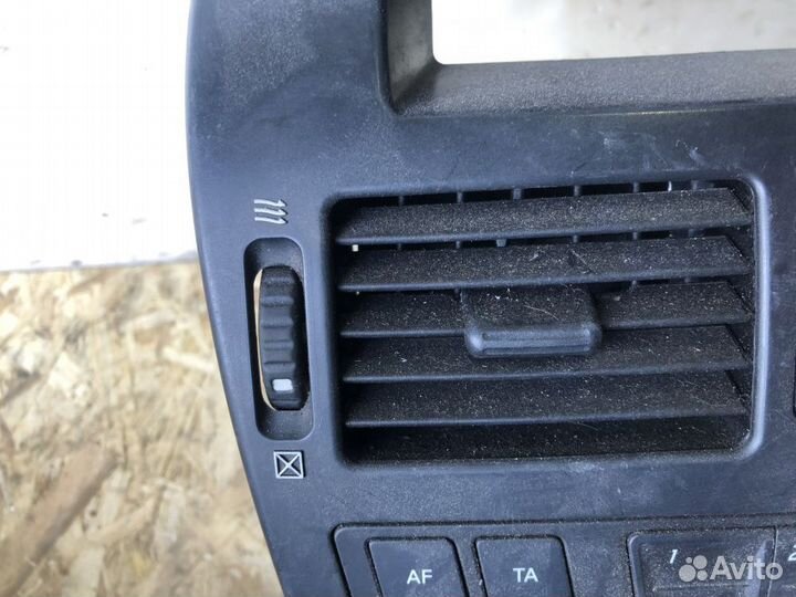 Воздуховод центральный левый nissan almera N16