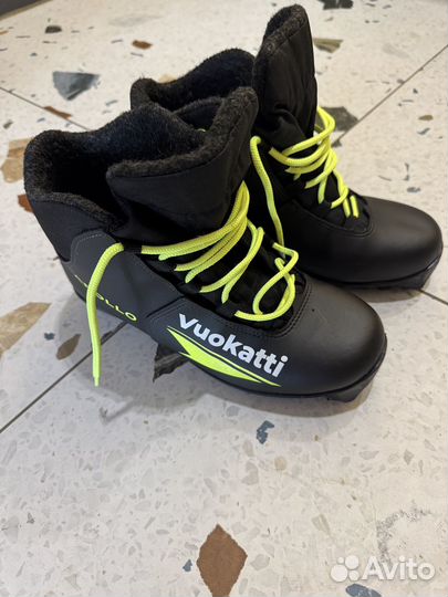 Лыжные ботинки 40