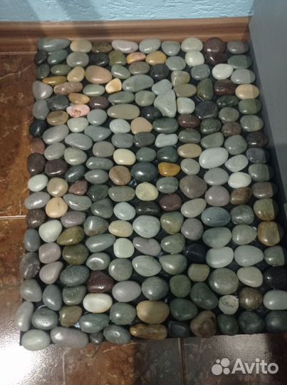 Коврик из морской гальки