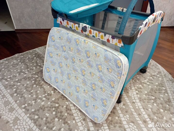 Кровать-манеж Graco Contour Electra