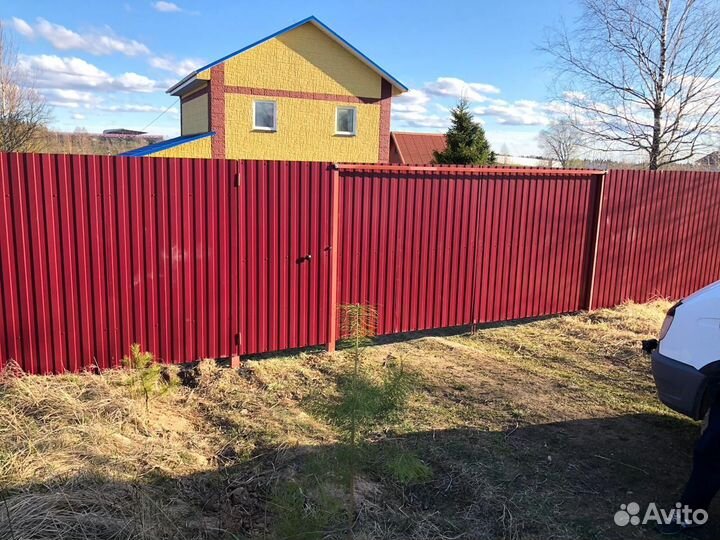 Установка забора из профнастила