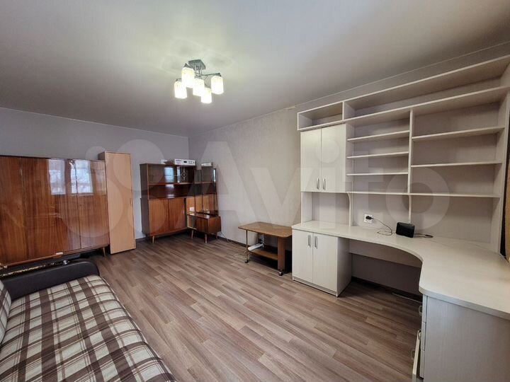 2-к. квартира, 50 м², 1/9 эт.