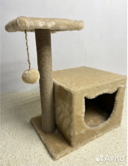 Домик для котиков с когтеточкой