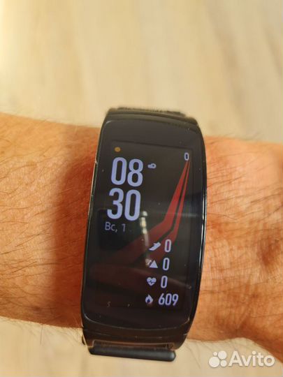 Смарт-часы Samsung Galaxy Gear Fit 2 Pro amoled