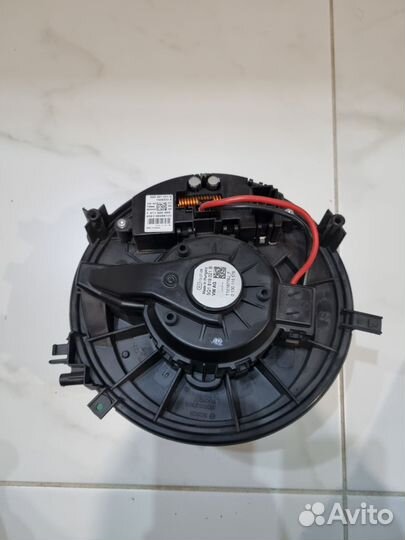 Моторчик печки volkswagen golf 7