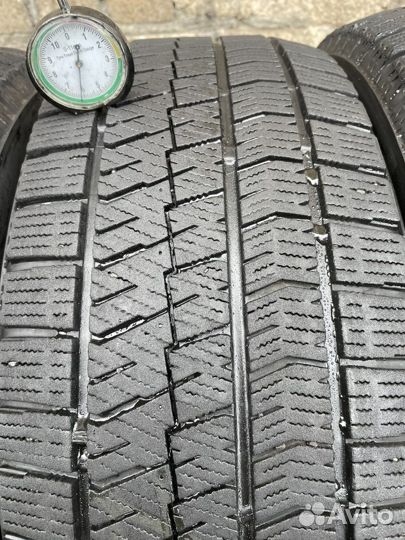 Bridgestone Blizzak VRX2 205/55 R16
