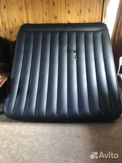Матрас надувной (кровать) intex