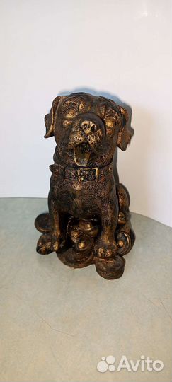 Статуэтка собака