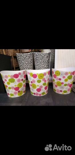 Ведра мусорные, кашпо