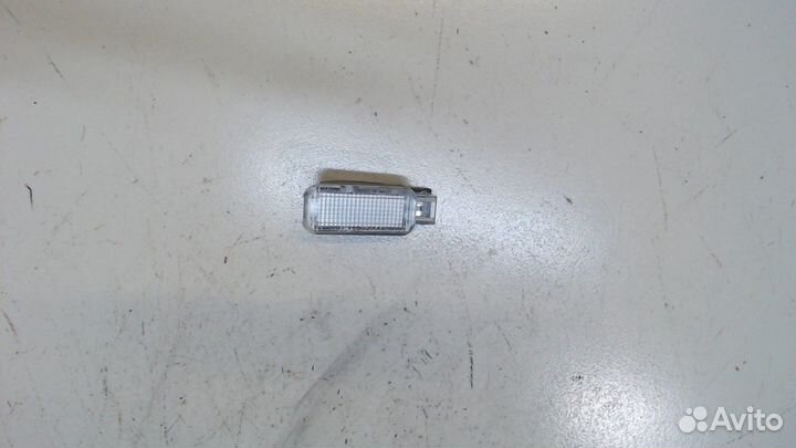 Фонарь салона Audi A7, 2012