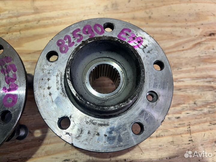 Ступица задняя оригинал 57т.км Bmw e39