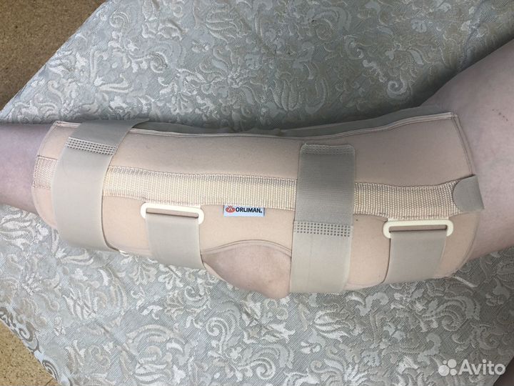 Коленный ортез