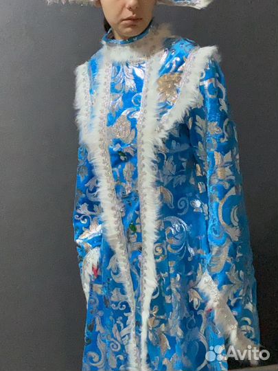 Костюм Снегуручки с кокошником для взрослых