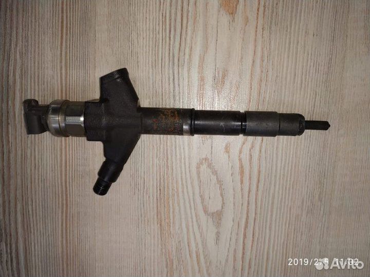 Форсунка топливная Nissan pathfinder R51