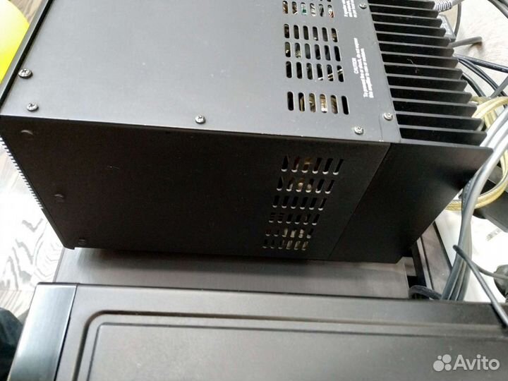 Усилитель мощности Adcom GFA 555 ll