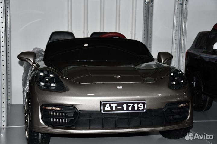 Детский электромобиль