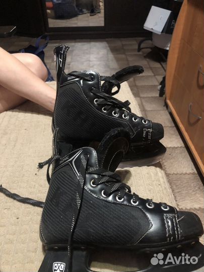 Коньки хоккейные 38 размер