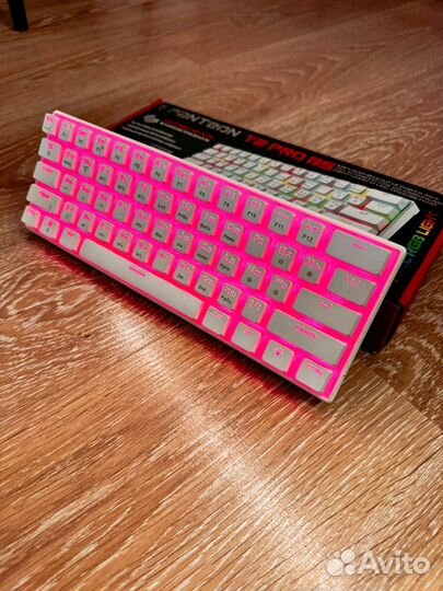 Механическая беспроводная клавиатура Panteon