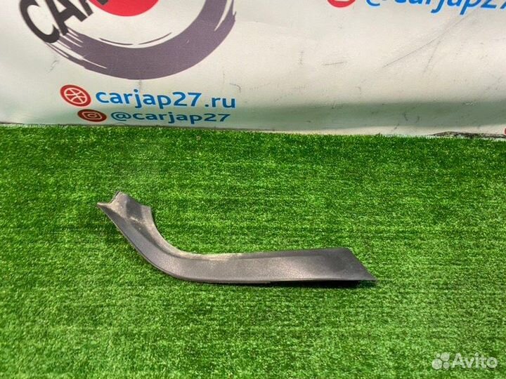 Водосток багажника (1) левый Toyota Camry axvh70