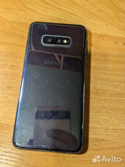 Samsung Galaxy S10e, 6/128 ГБ