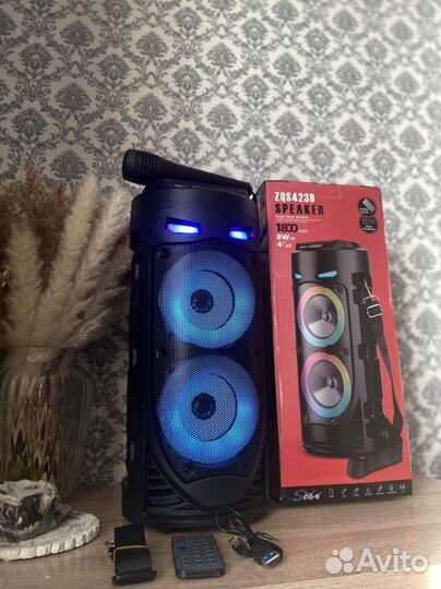 Новая колонка беспроводная блютуз + караоке