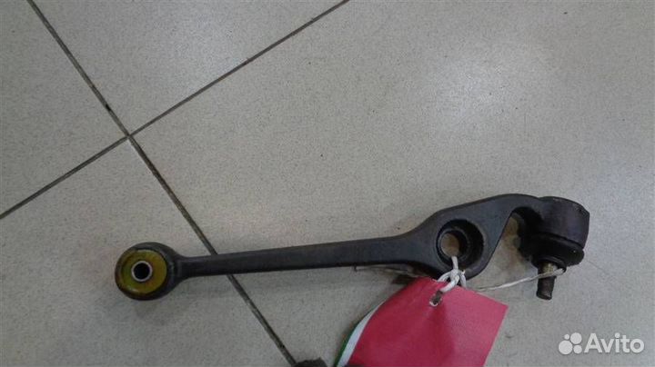 Рычаг передний поперечный нижний Daihatsu Storia