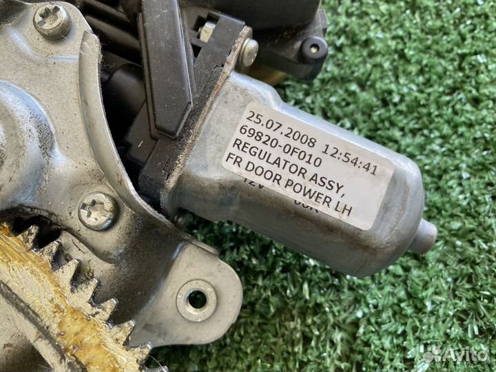 Стеклоподъемник электр. передний левый Toyota Coro