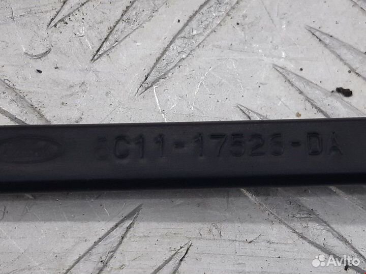 Щеткодержатель (поводок стеклоочистителя, дворник)