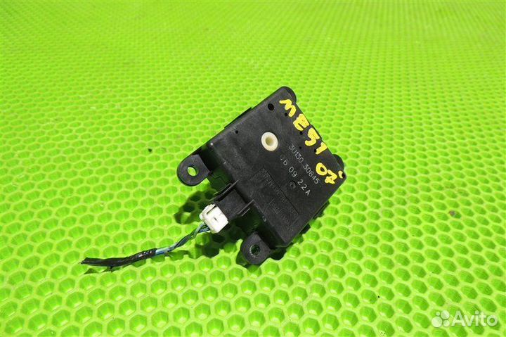 Сервопривод заслонки печки Nissan Elgrand ME51