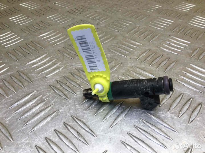 Форсунка Форд Фокус 98MF9F593BC; 98MF9F593BA; 98MF