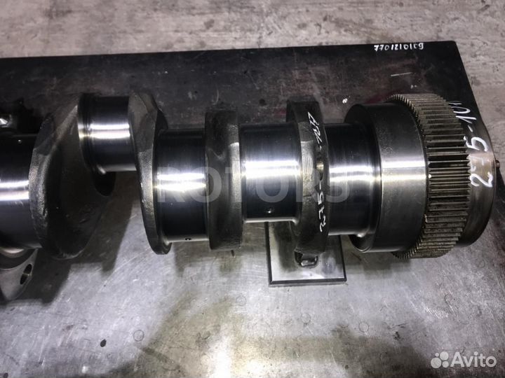 Коленвал DAF XF 105 2013 1684102