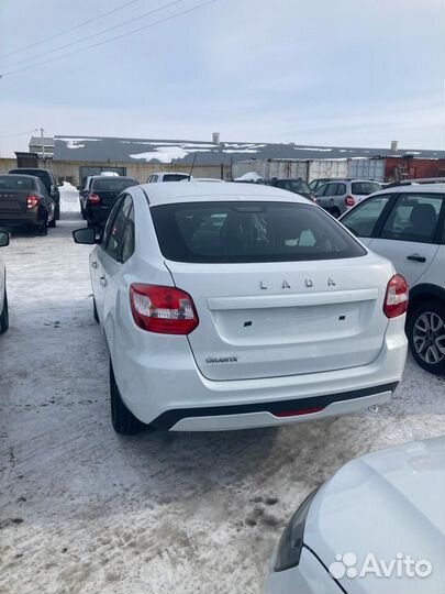 LADA Granta 1.6 МТ, 2023, 5 км