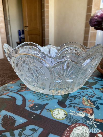 Хрустальная ваза