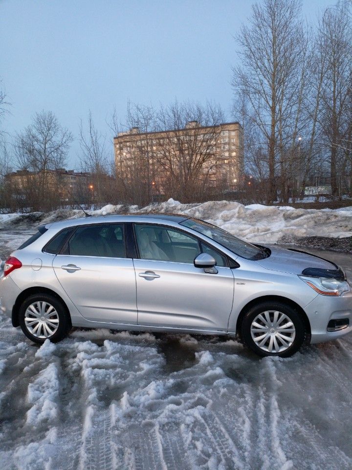 Citroen C4: фото владельца