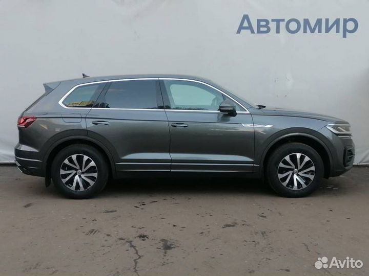 Volkswagen Touareg 3.0 AT, 2019, 52 090 км