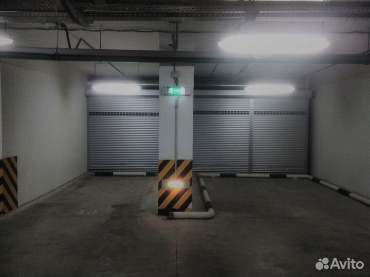 Шкафы роллетные в подземном паркинге
