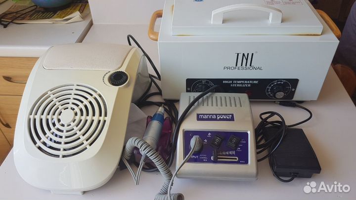 Продаётся вытяжка, аппарат для маникюра, сухожар