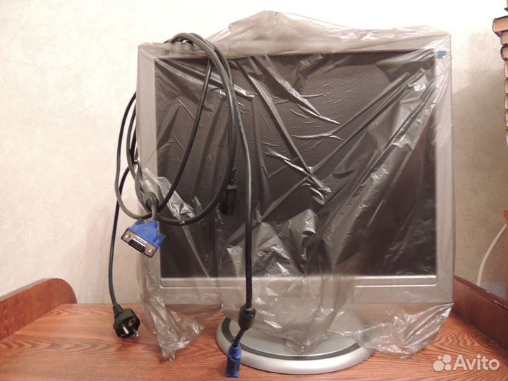 Продам монитор