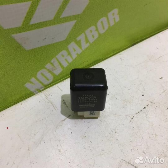 Реле Тойота Королла Е100