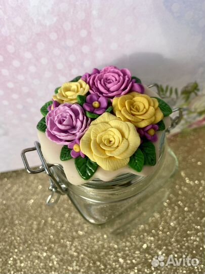 Кружечка с декором из полимерной глины